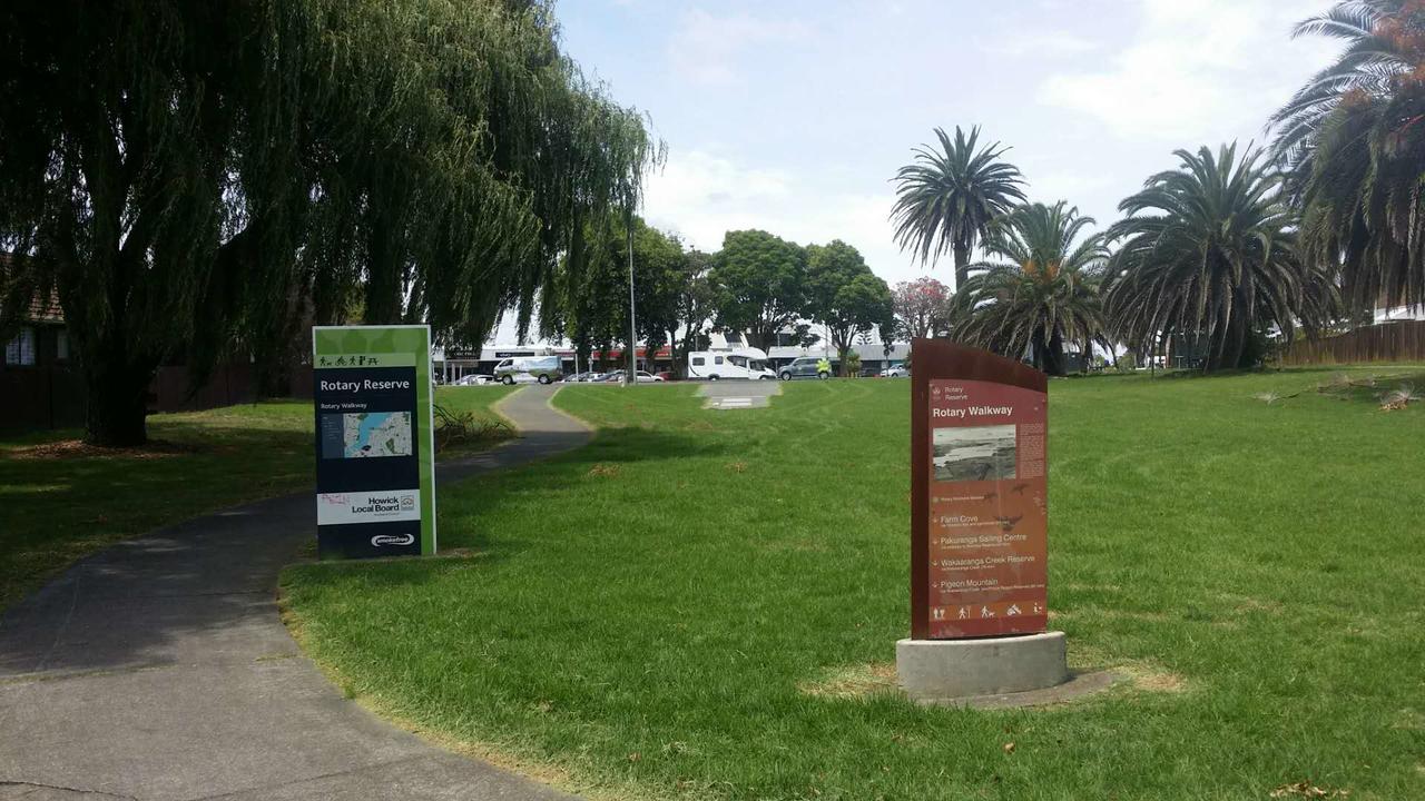 New Smart Home Nearby Plaza Auckland Exterior photo