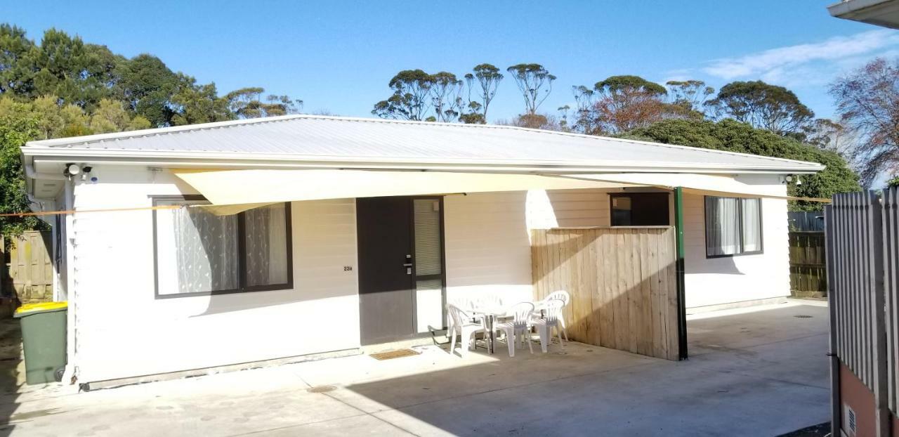 New Smart Home Nearby Plaza Auckland Exterior photo